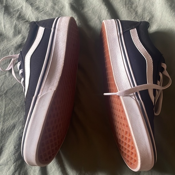 Black Vans Size 8 Women’s - Picture 2 of 5
